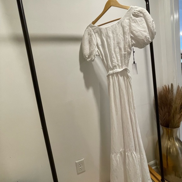 ASTR THE LABEL | JELENA DRESS | WHITE Linen dress - Picture 5 of 8